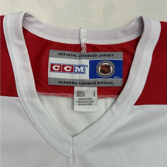 90s New Jersey Devils NHL Jersey - Picture 3 of 5